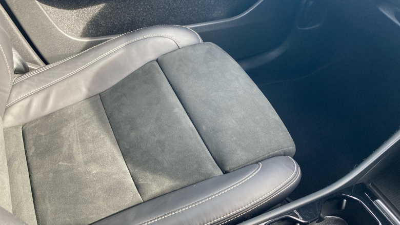 Volvo Xc40 1.5 T3 [163] R DESIGN 5dr Geartronic Petrol Estate